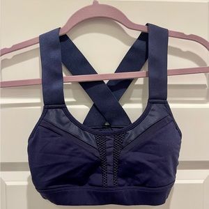 Alo Yoga navy sports bra sz s